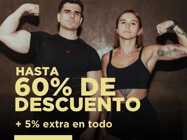 Promoción de MyProtein de hasta el 60% de descuento y 5% extra anunciado en la web.